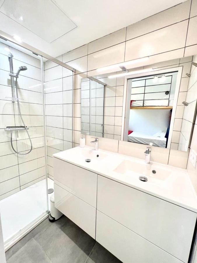 Magnifique Villa Neuve Vue Mer กาวาแลร์-ซูร์-แมร์ ภายนอก รูปภาพ