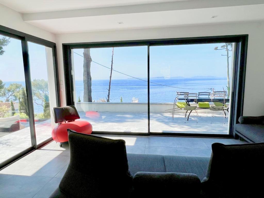 Magnifique Villa Neuve Vue Mer กาวาแลร์-ซูร์-แมร์ ภายนอก รูปภาพ